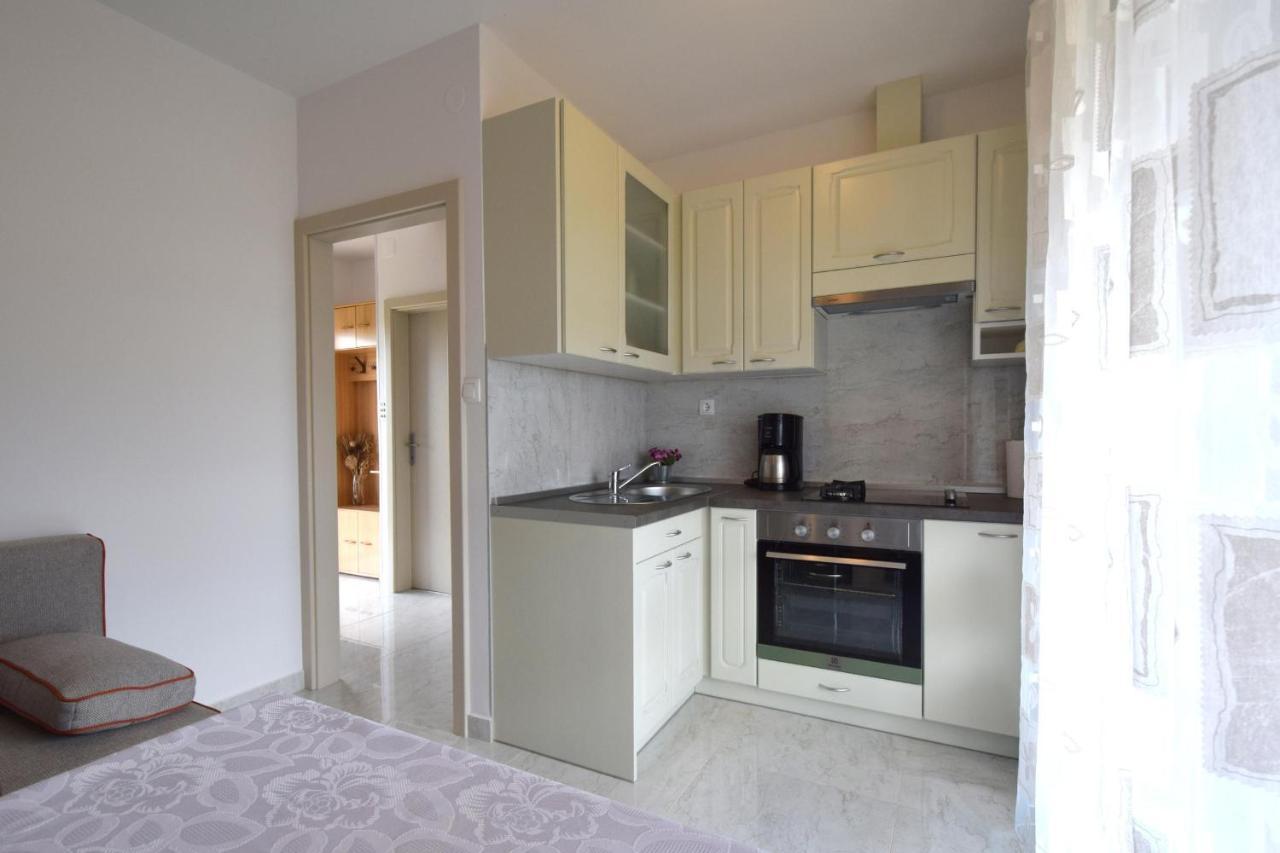 Apartment Biserka Malinska Luaran gambar
