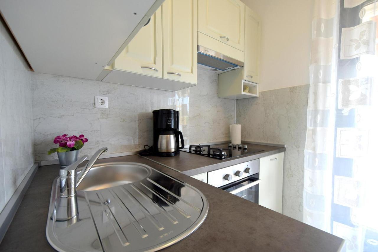Apartment Biserka Malinska Luaran gambar