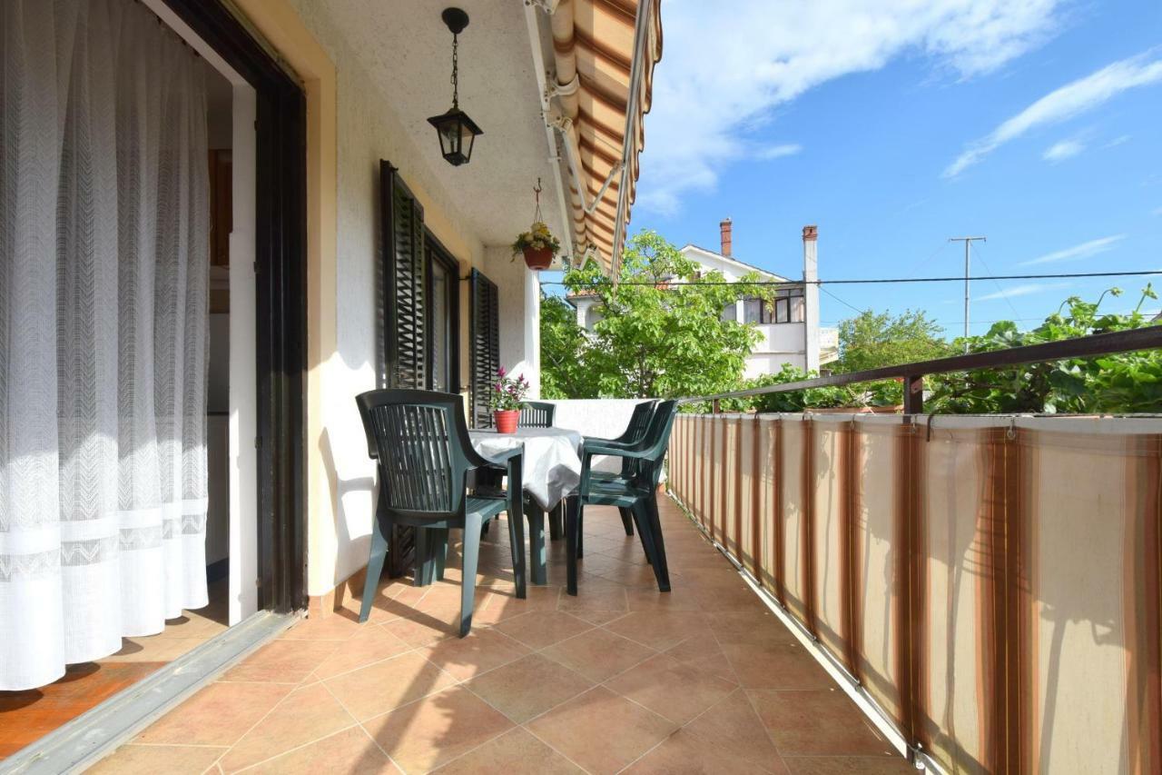 Apartment Biserka Malinska Luaran gambar