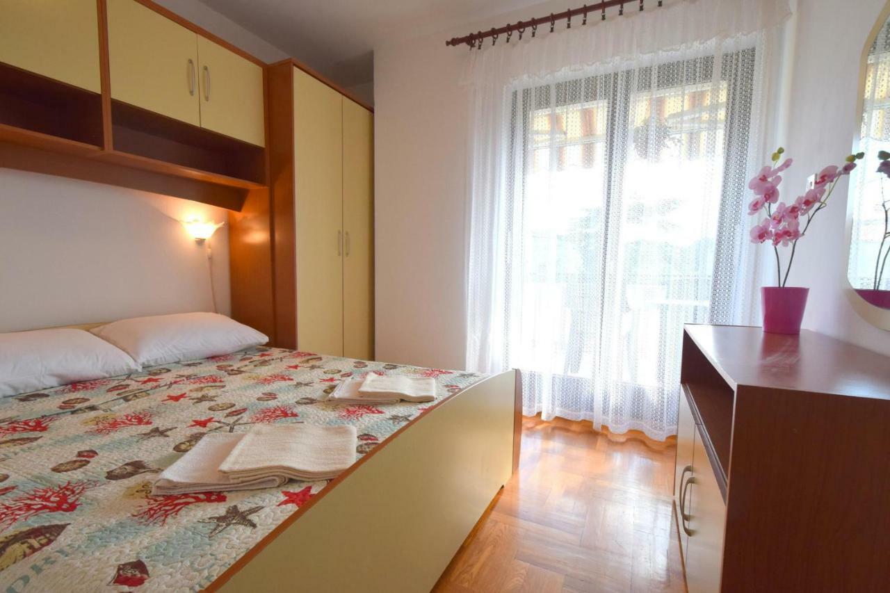 Apartment Biserka Malinska Luaran gambar